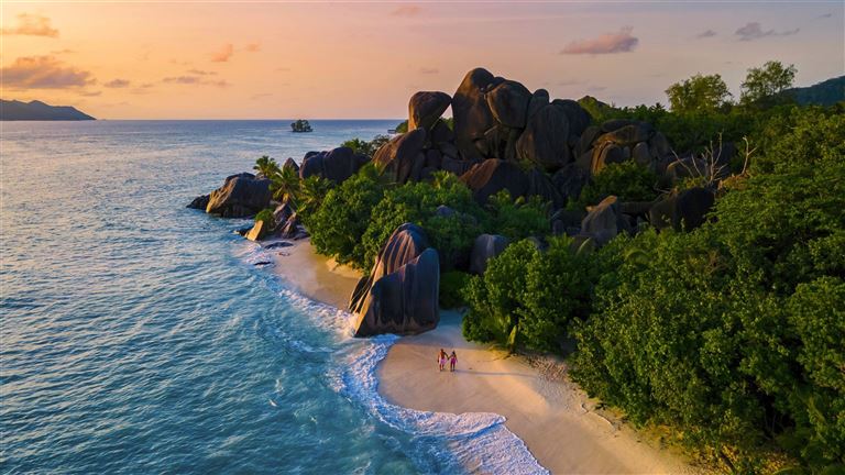 Island Hopping Seychellen - Faszinierender Archipe @fokkebok/istock